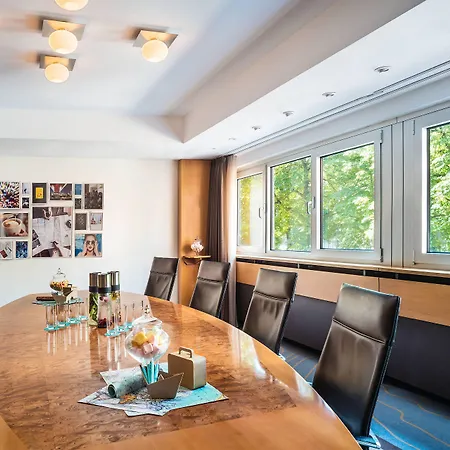 호텔 르 메르디앙