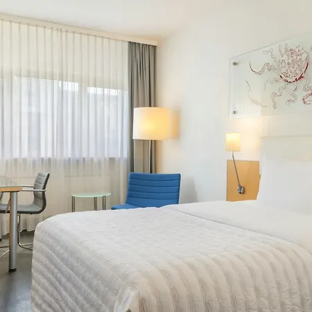 لو ميريديان 5* فرانكفورت